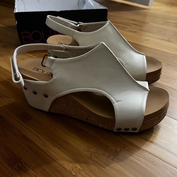 CORKYS Women’s 10 Cream Wedge - Picture 6 of 7